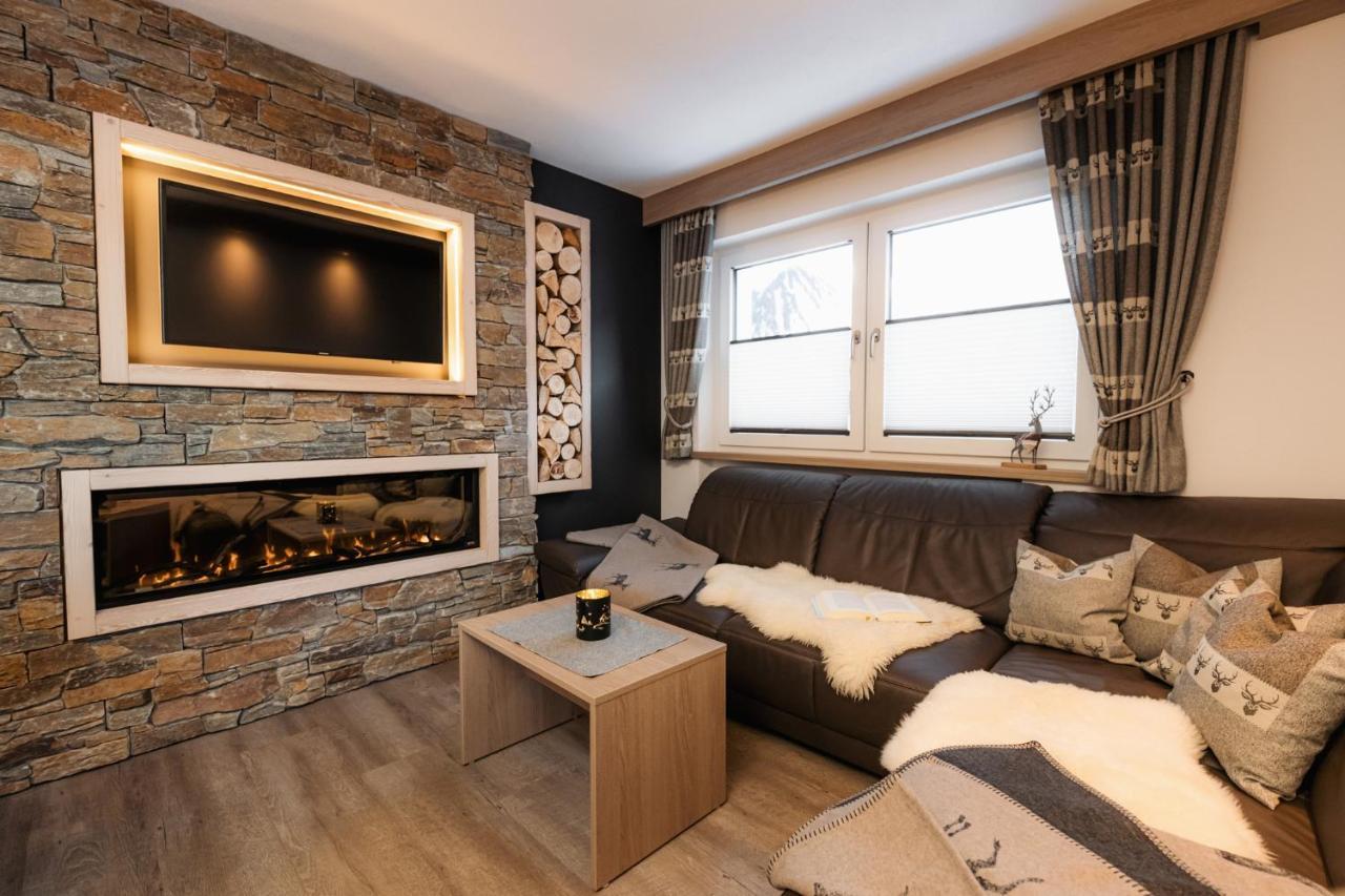 Alpen Apartments Austria Берванг Екстериор снимка