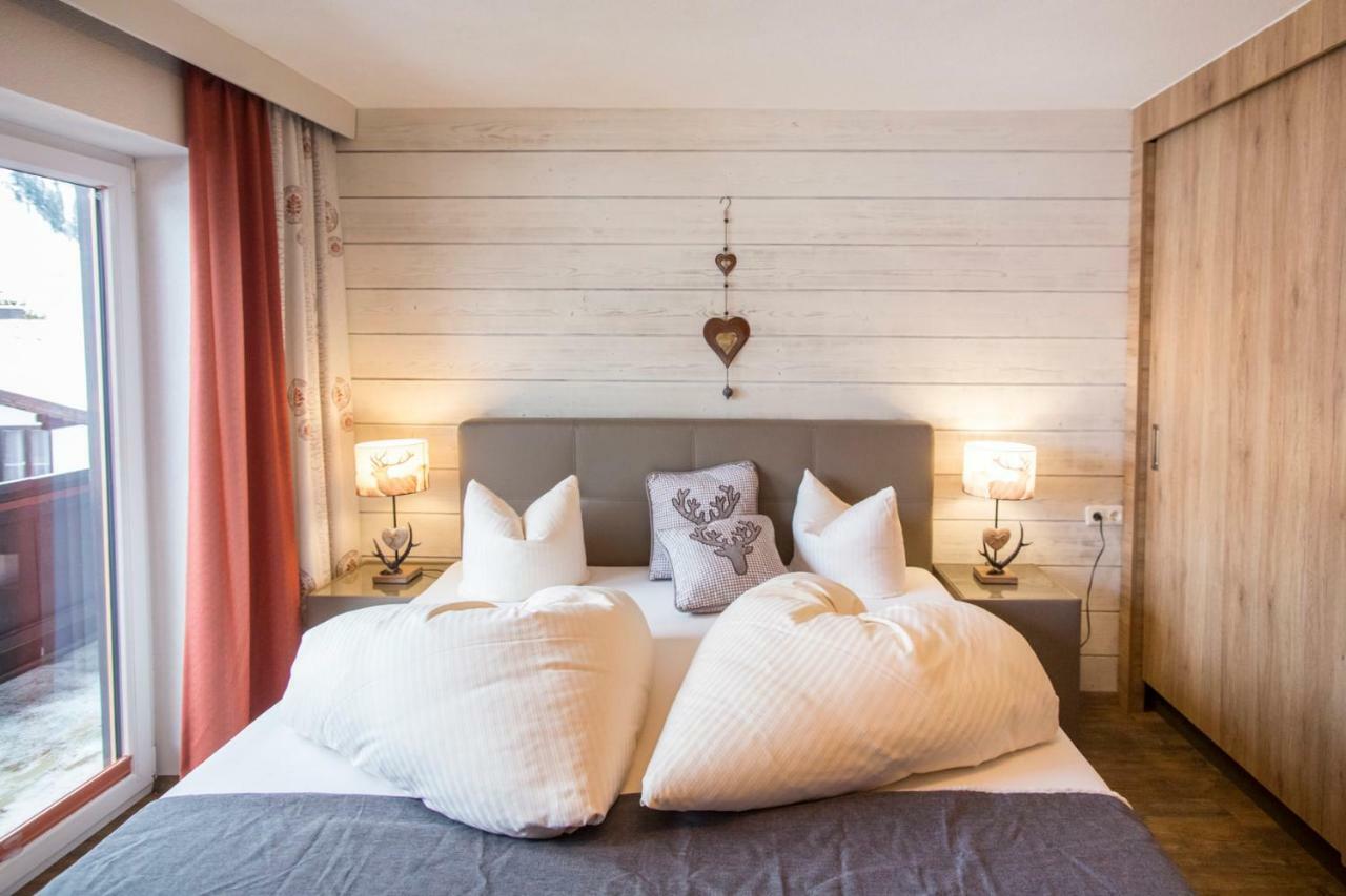 Alpen Apartments Austria Берванг Екстериор снимка