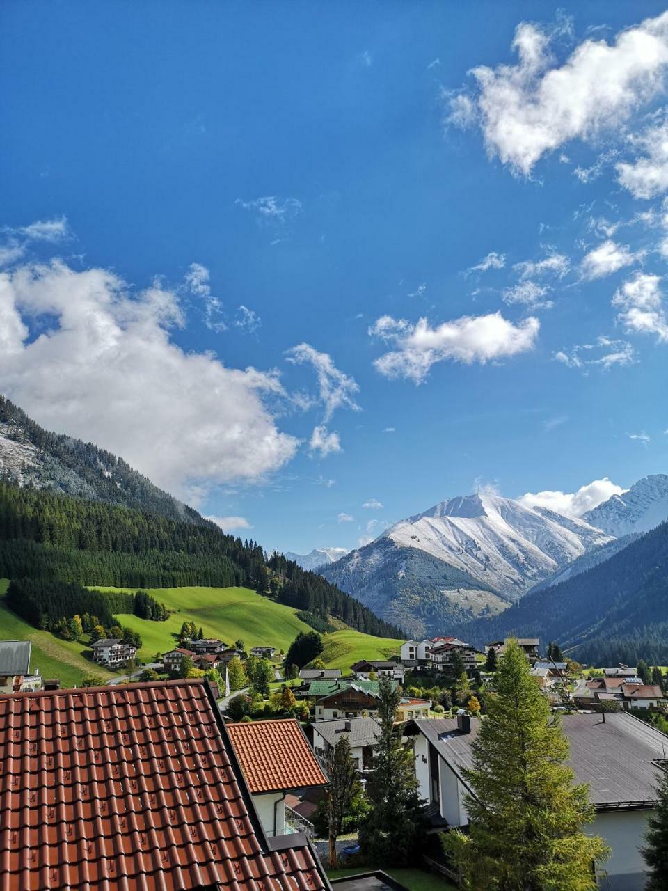 Alpen Apartments Austria Берванг Екстериор снимка