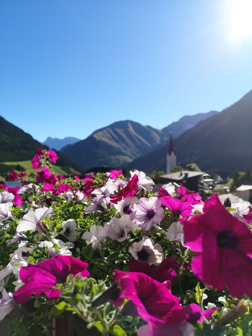 Alpen Apartments Austria Берванг Екстериор снимка