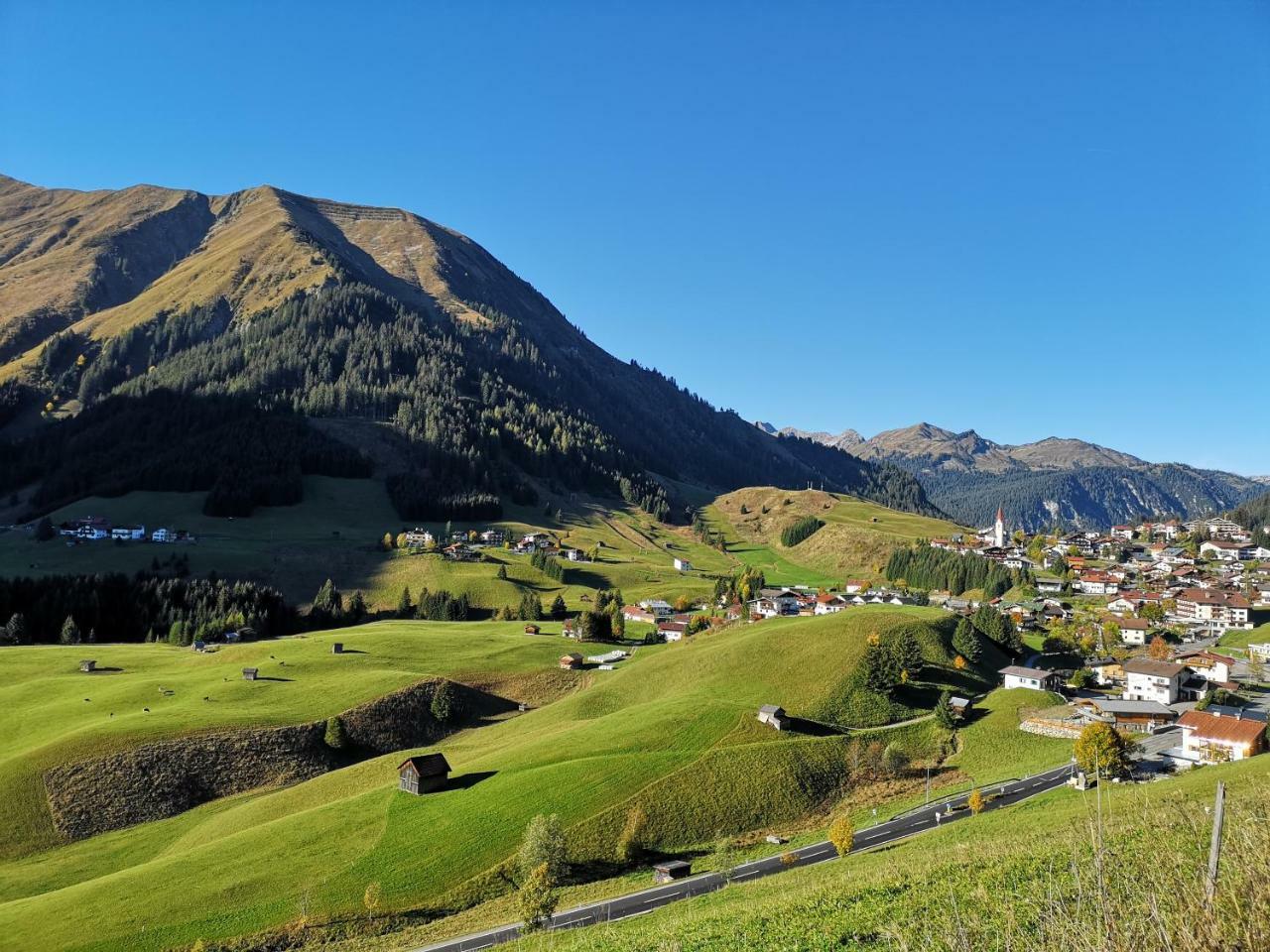 Alpen Apartments Austria Берванг Екстериор снимка